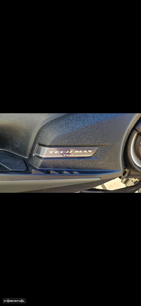 Yamaha TMAX TECH MAX - 9