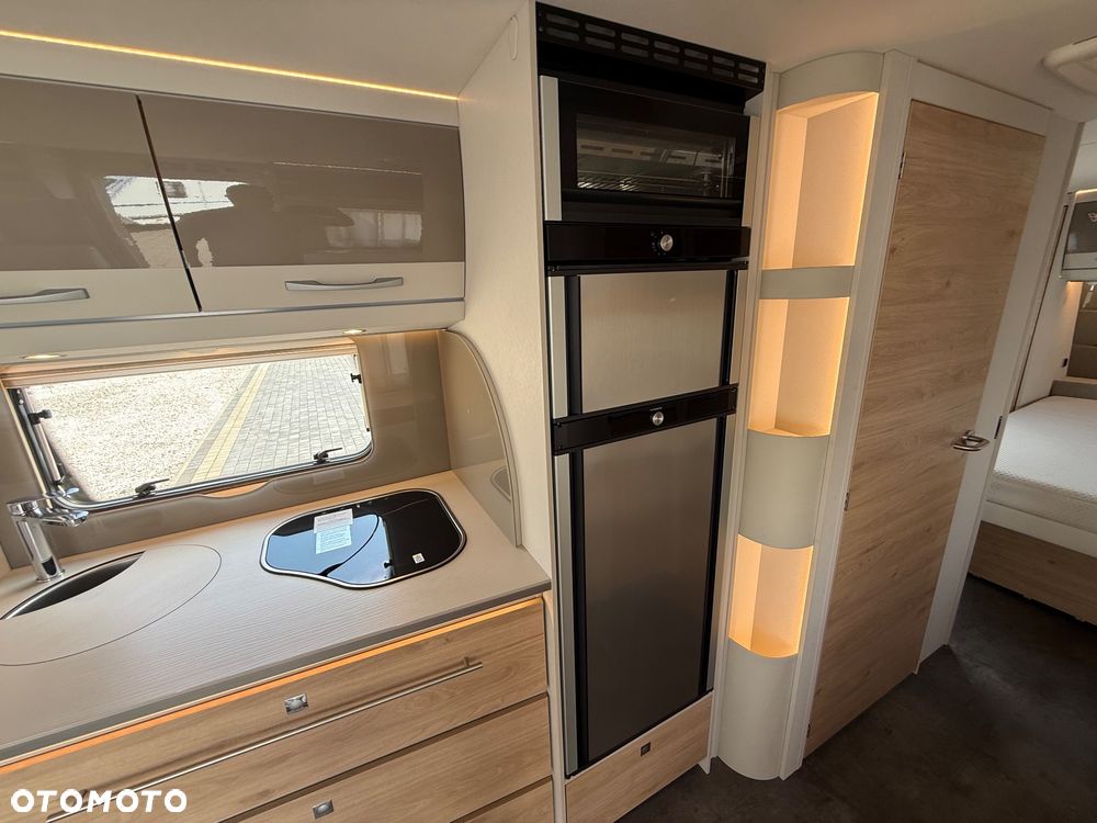Dethleffs Nomad 760 DR - 12