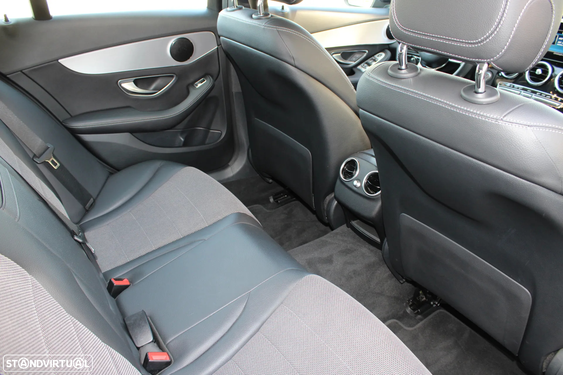 Mercedes-Benz C 220 d Avantgarde - 30
