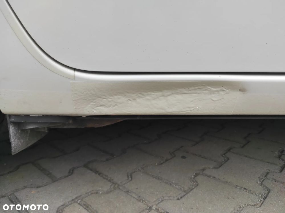 Toyota Corolla - 17