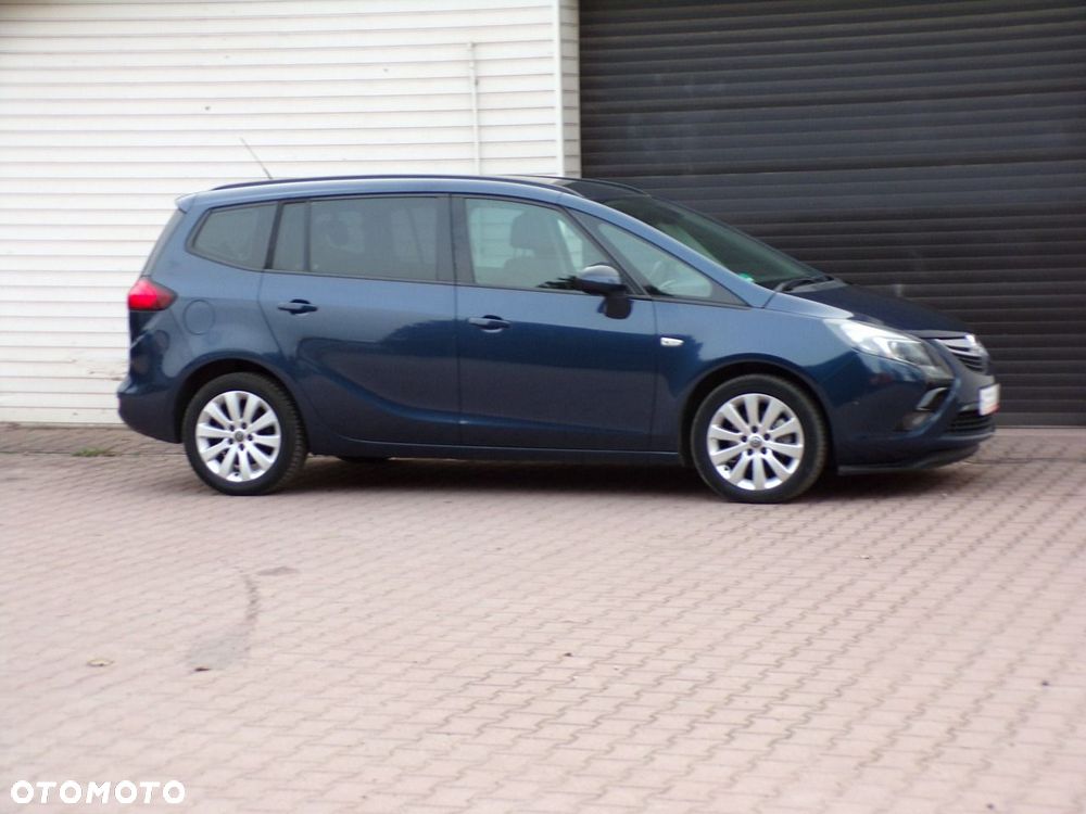 Opel Zafira - 9