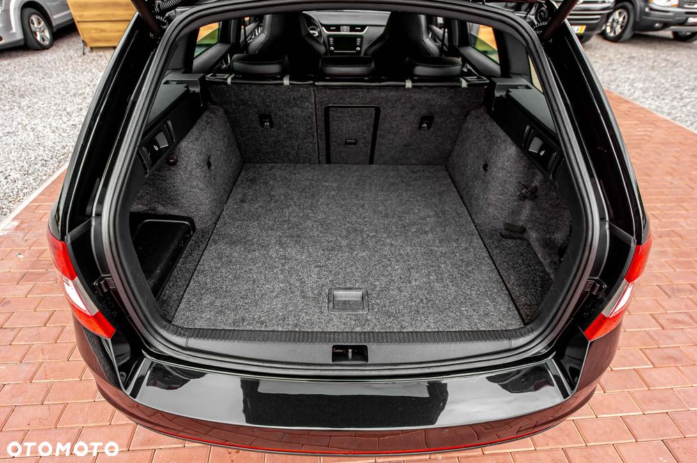 Skoda Octavia 2.0 TSI (Green tec) DSG RS - 15