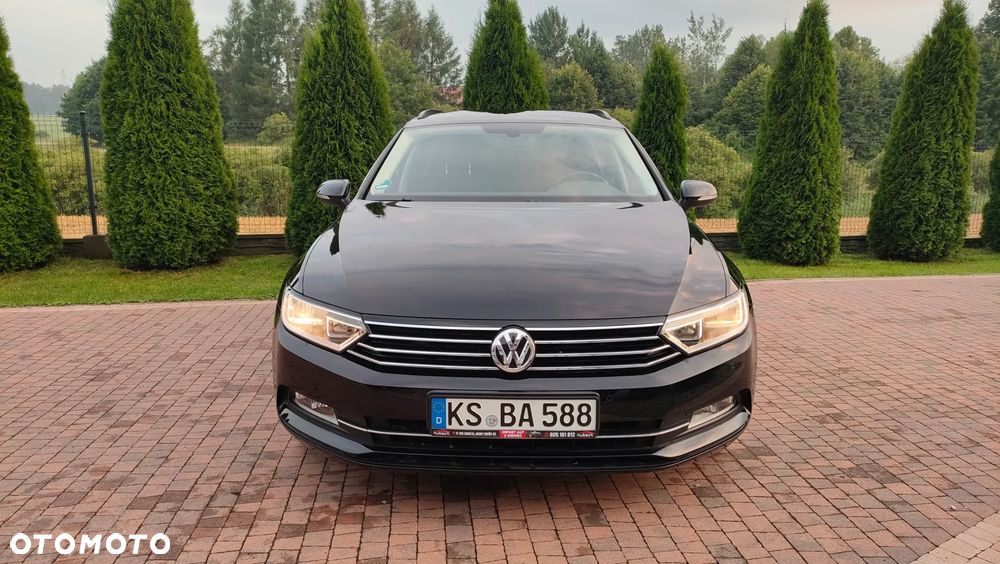 Volkswagen Passat 2.0 TDI SCR Elegance - 2