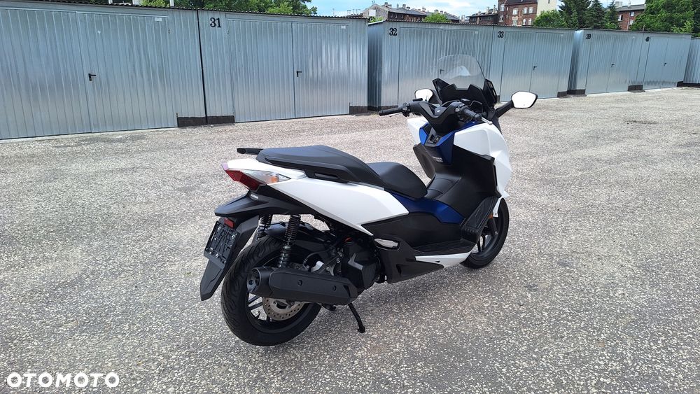 Honda NSS - 11