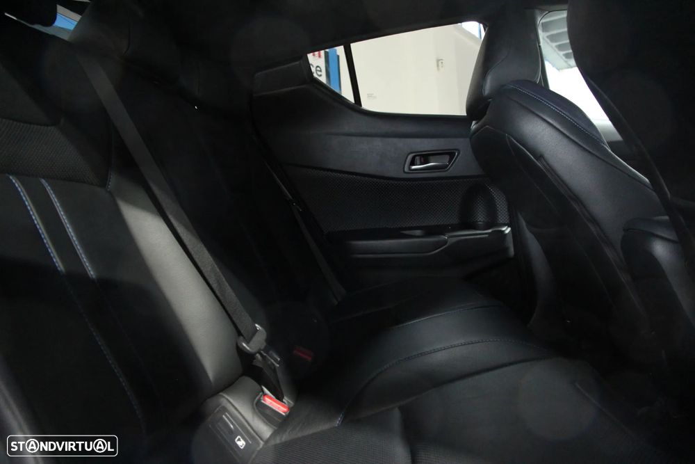 Toyota C-HR 1.8 Hybrid Square Collection - 27