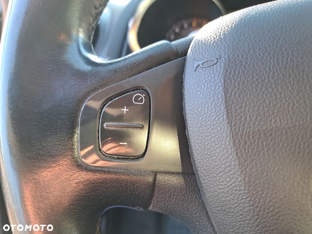 Renault Clio 1.2 16V Alize - 19