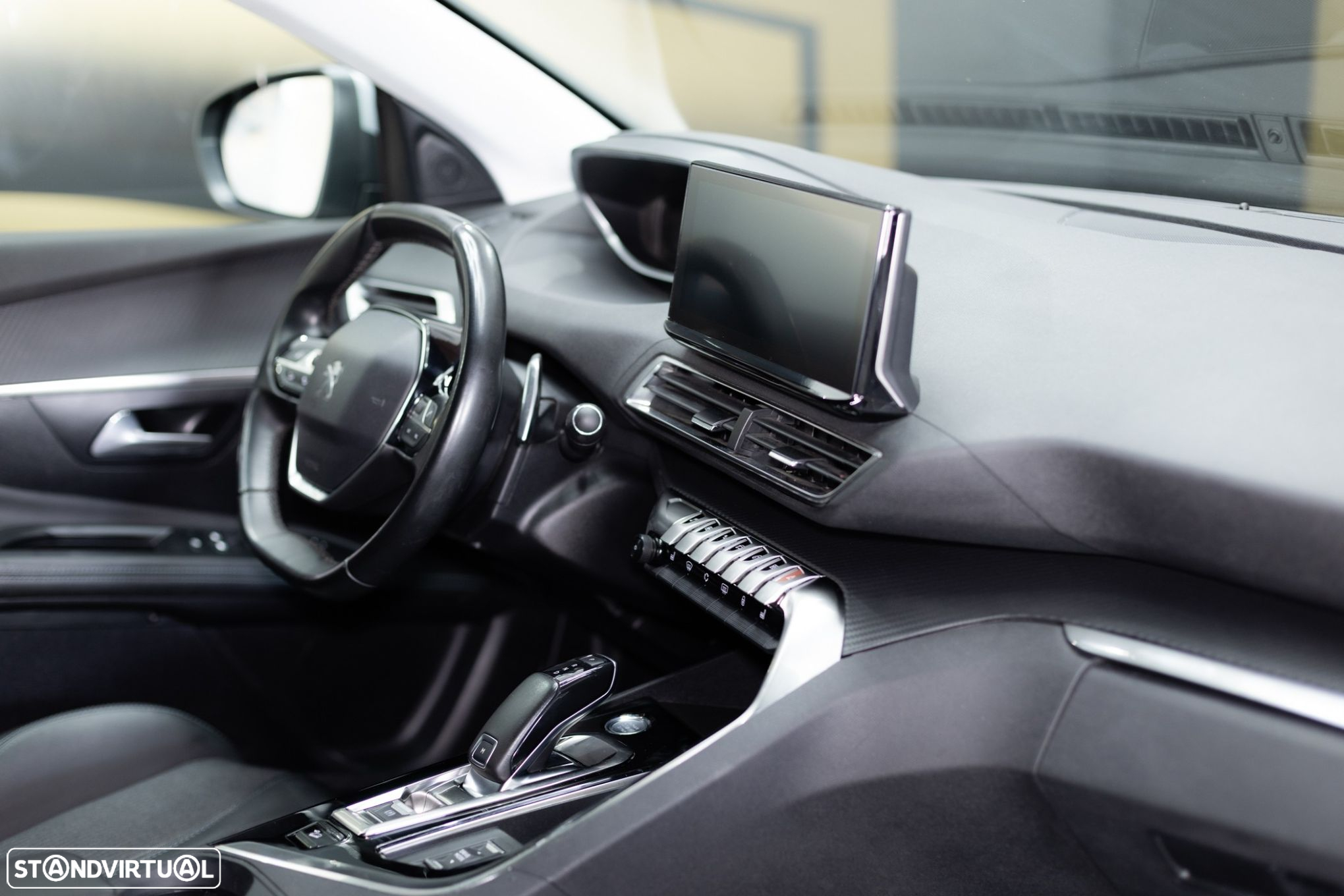 Peugeot 5008 BlueHDI 130 EAT8 Allure - 25