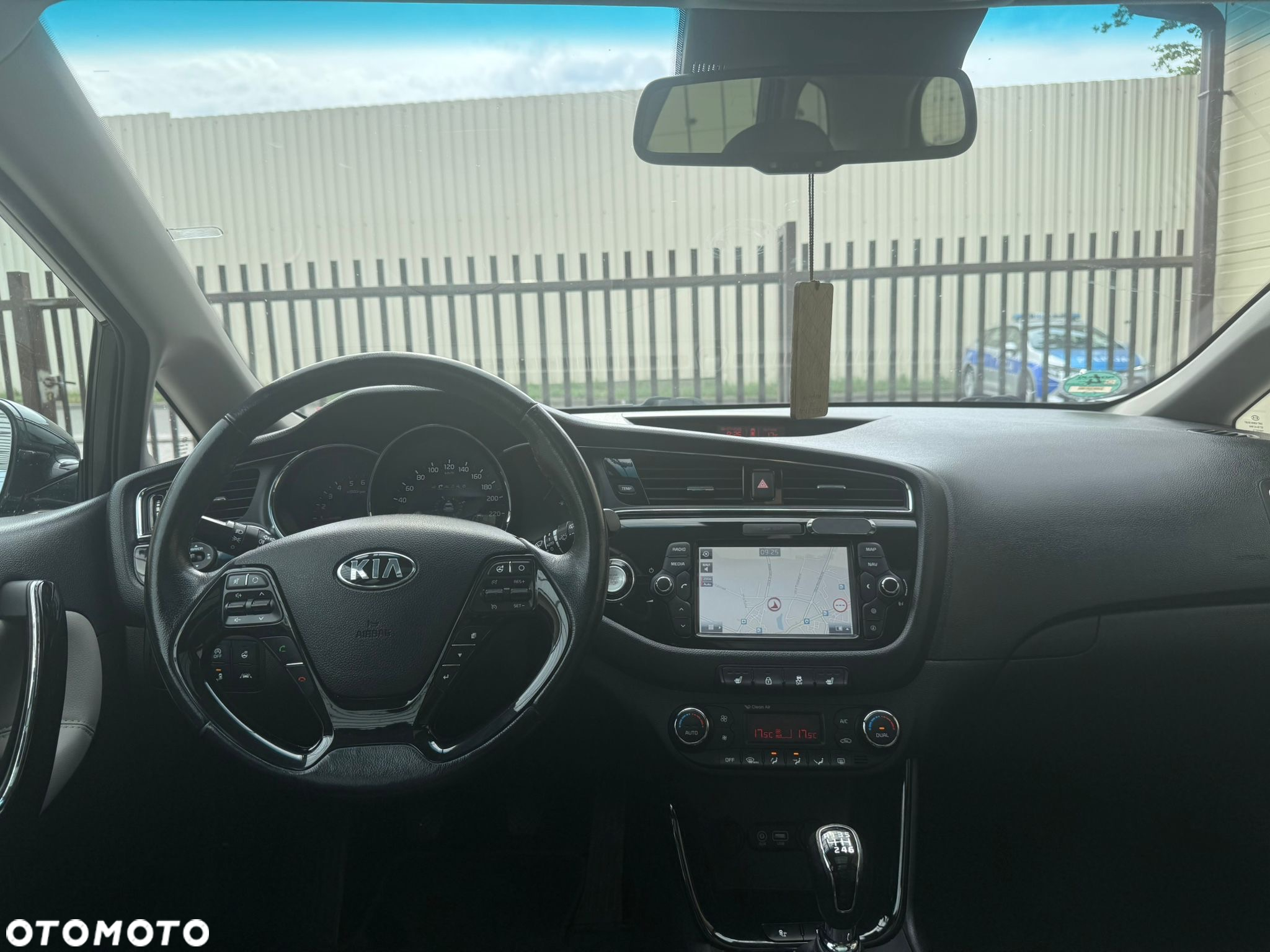 Kia Ceed Cee'd 1.6 CRDi L Business Line - 12