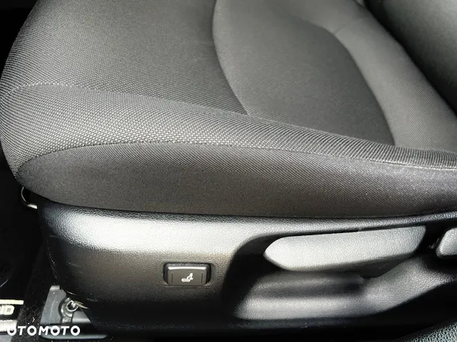 Toyota Corolla 1.8 Hybrid Comfort - 15