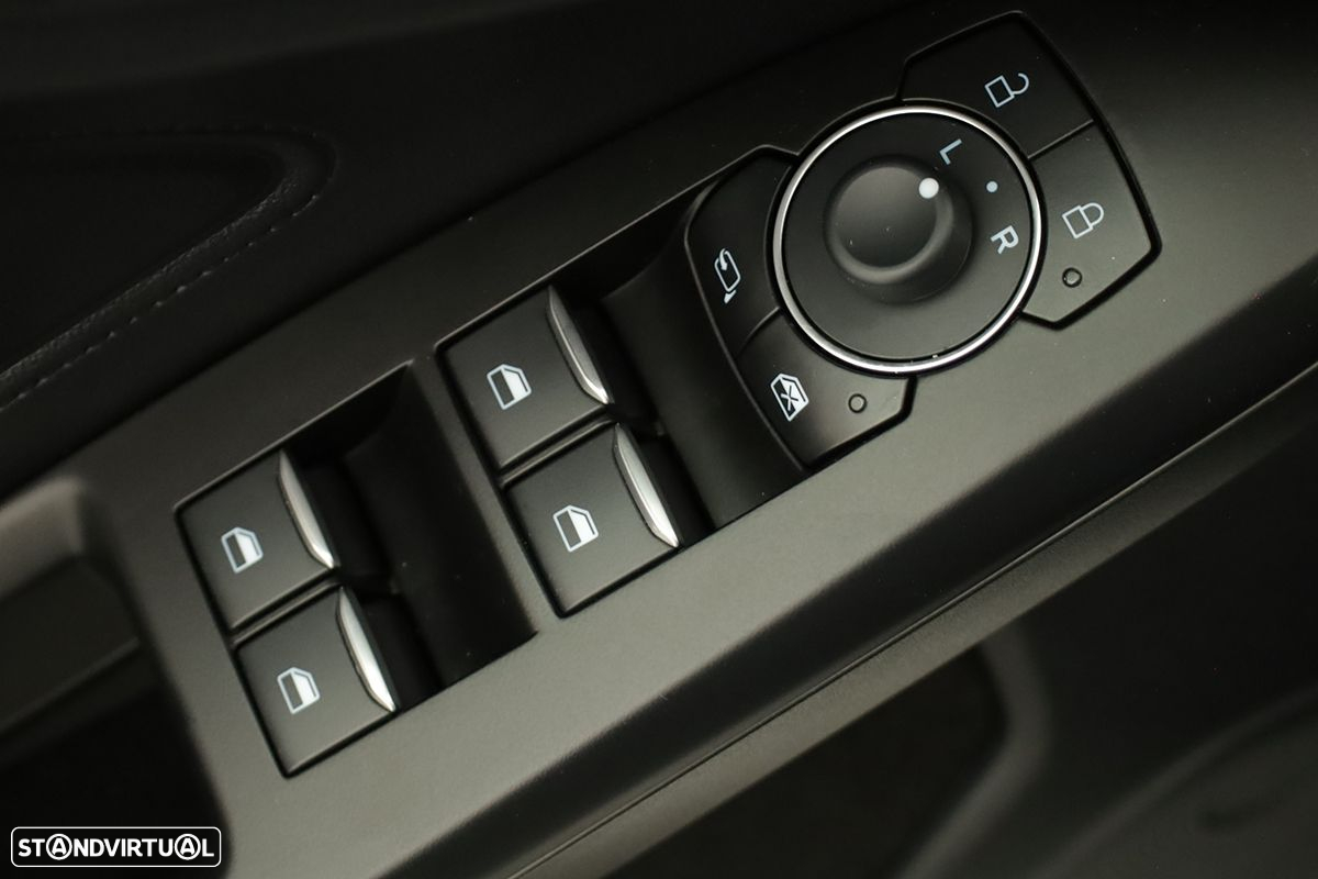 Ford Focus - 21