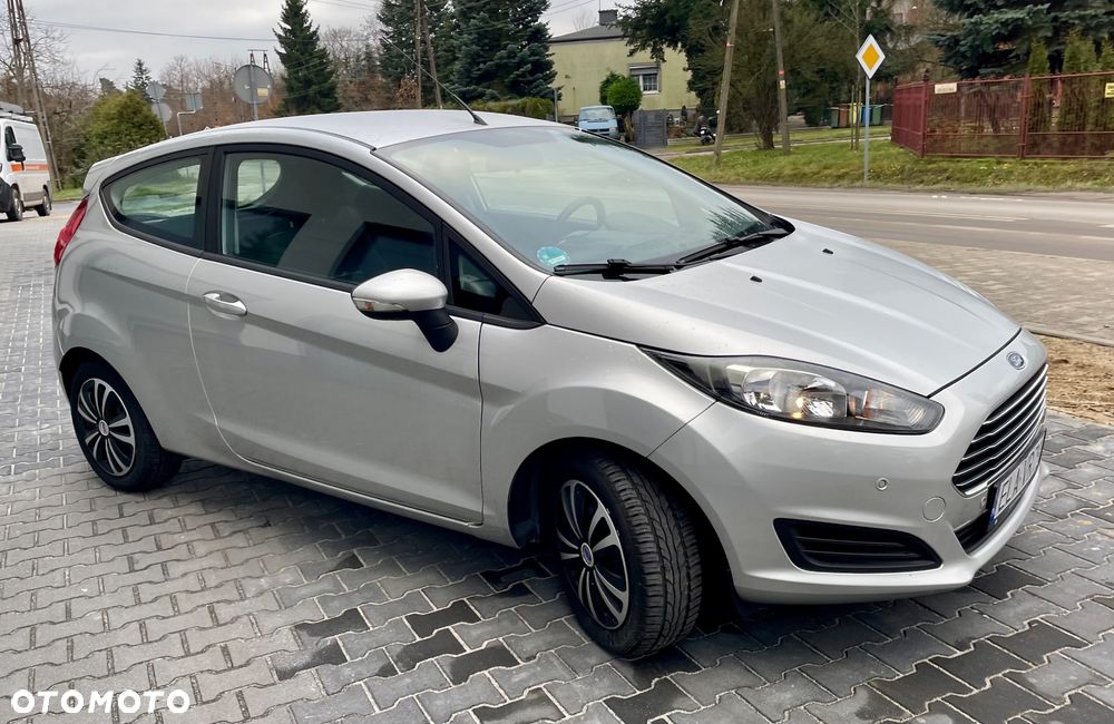 Ford Fiesta - 22