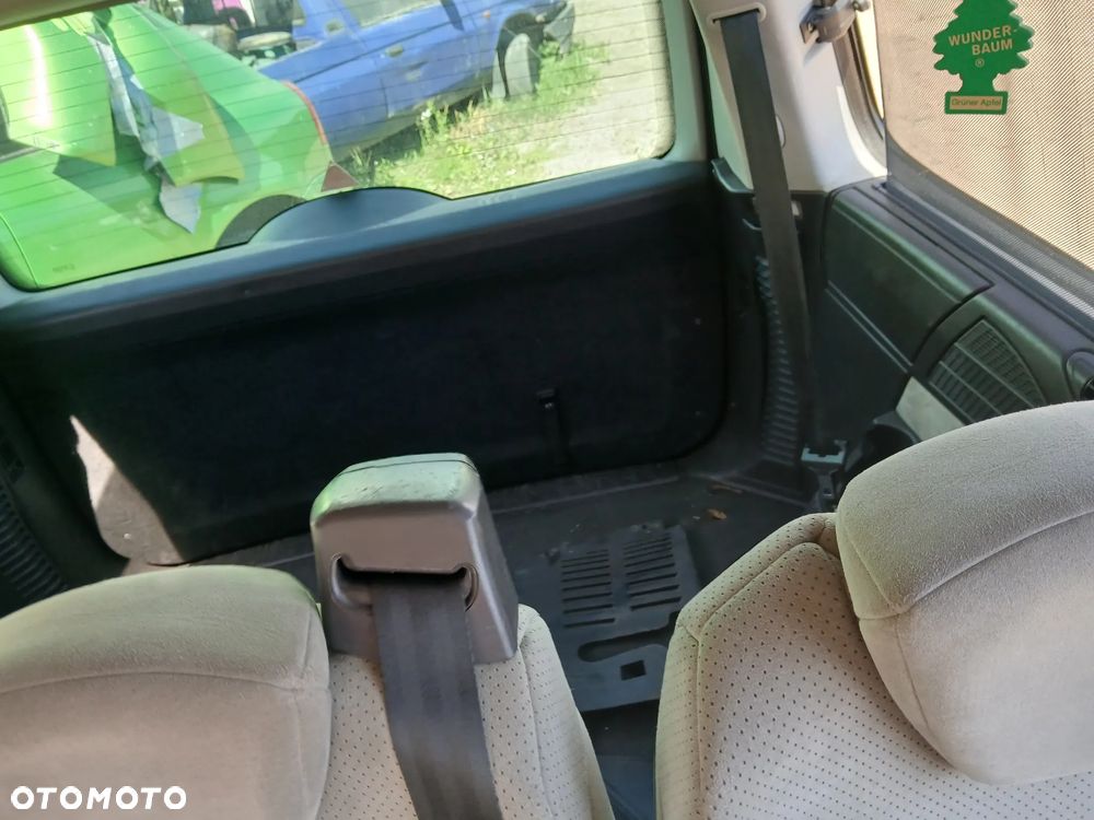 PEUGEOT 807 EYJ fotel fotele kanapa deska kokpit podsufitka boczek boczki klamka podłokietnik licznik - 8