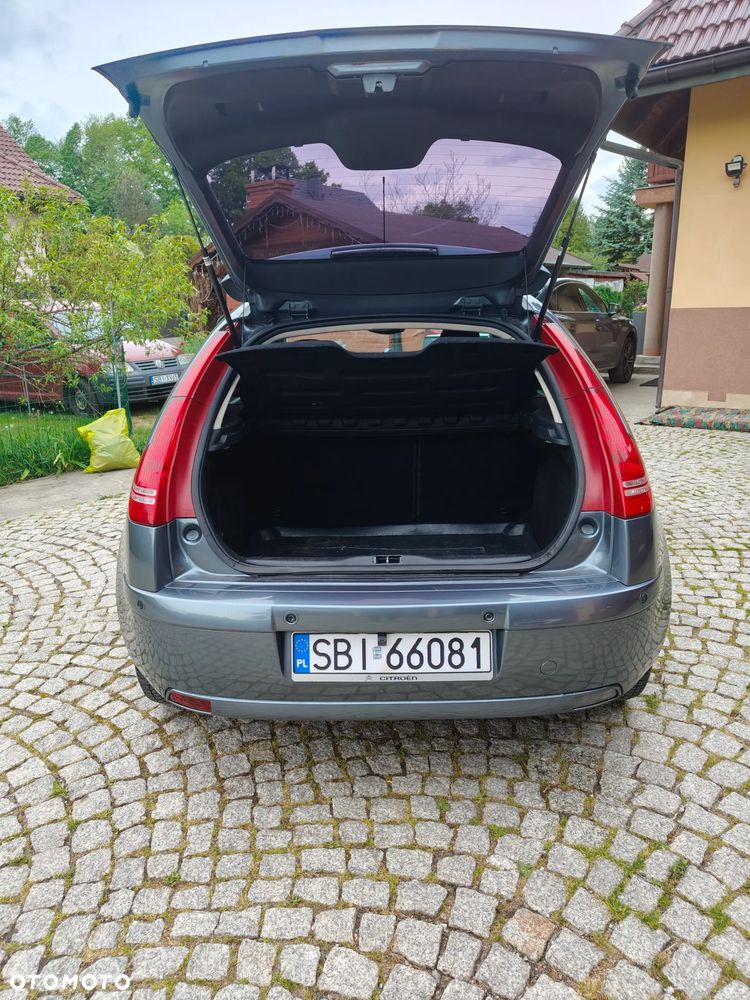 Citroën C4 1.6 16V Confort - 7