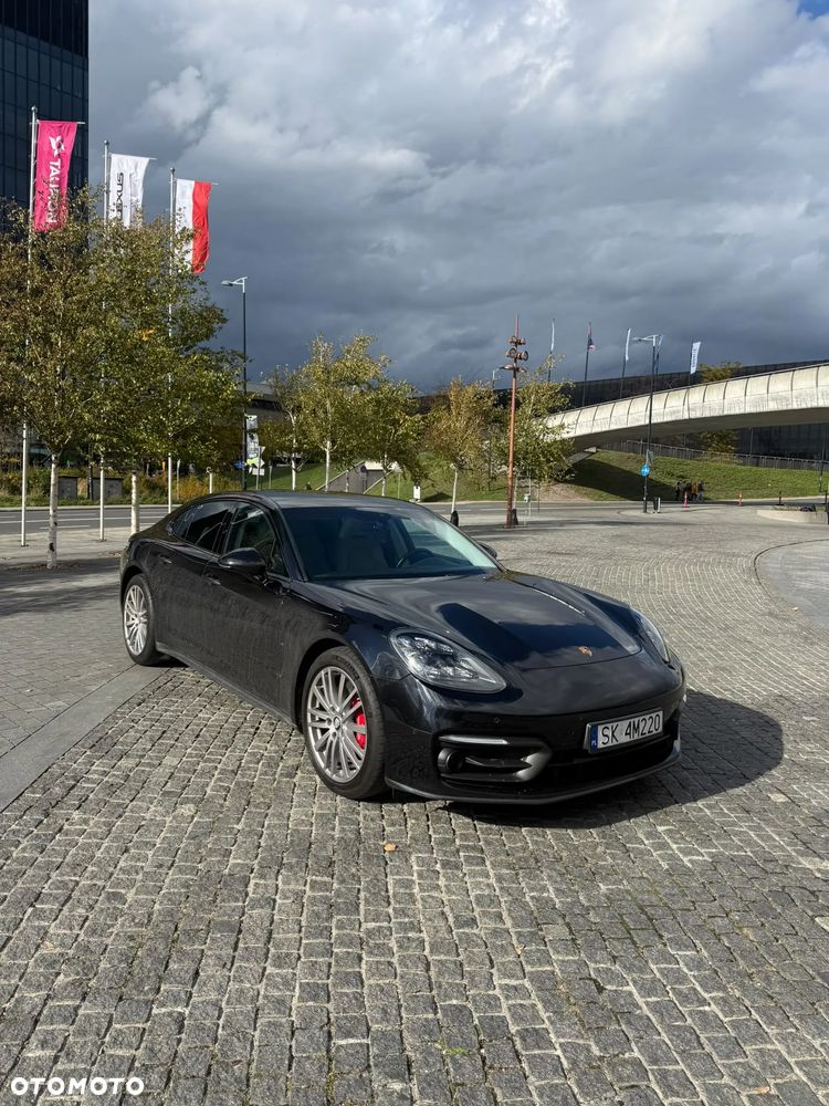 Porsche Panamera - 3