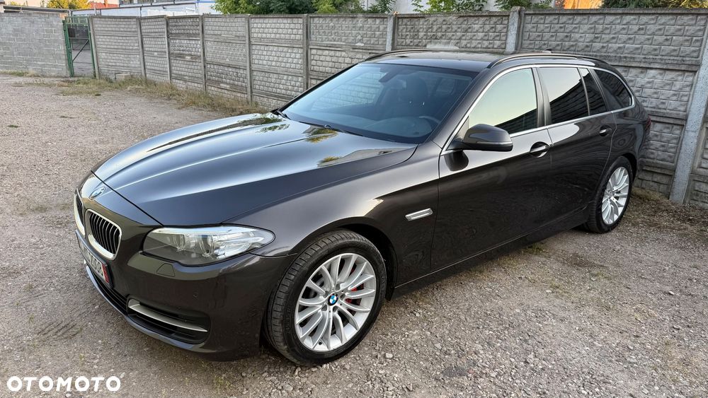 BMW Seria 5 525d - 29
