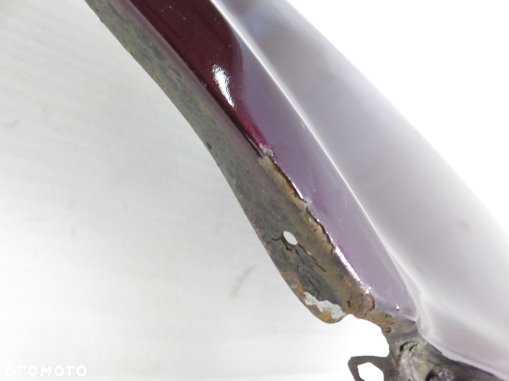 BŁOTNIK PRAWY PRZEDNI AUDI 80 B4  LZ3T - 4