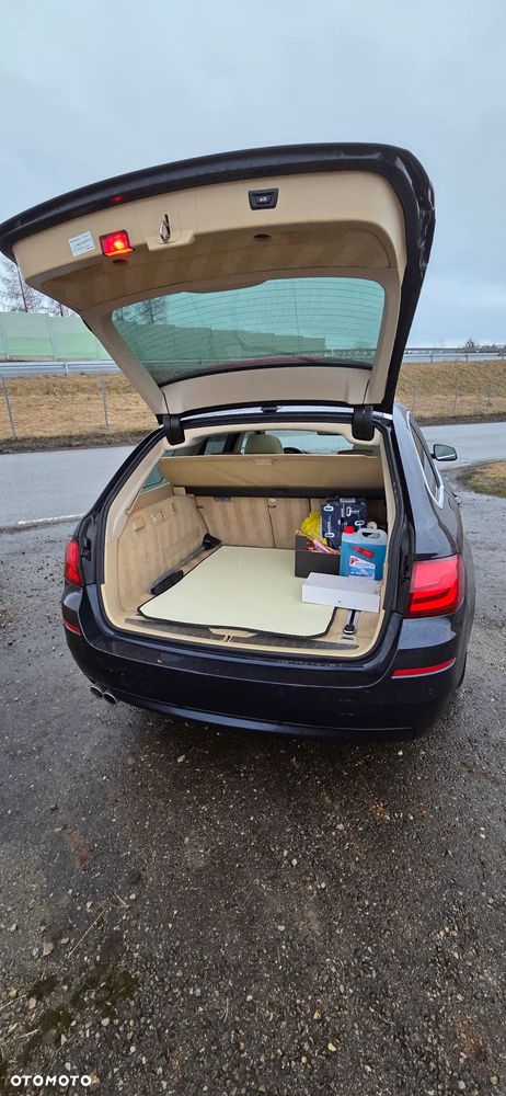 BMW Seria 5 530d xDrive Luxury Line - 18