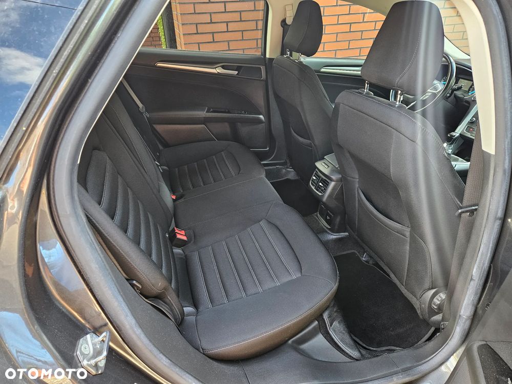 Ford Mondeo - 10