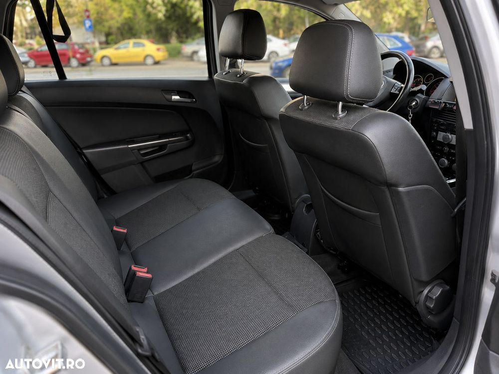 Opel Astra - 8