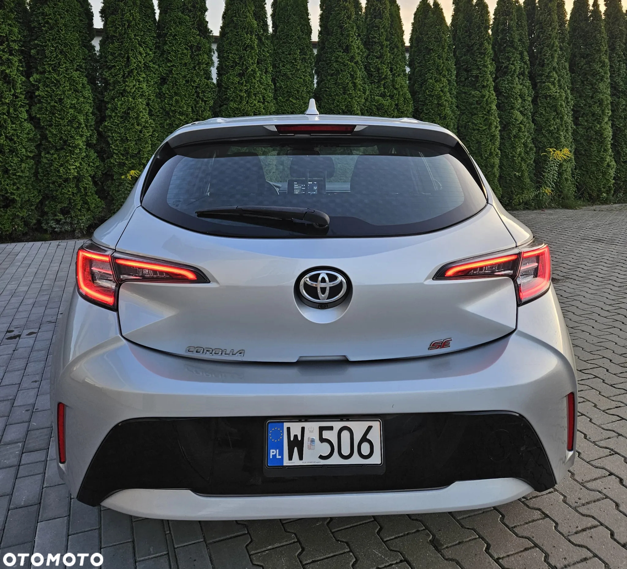 Toyota Corolla - 13