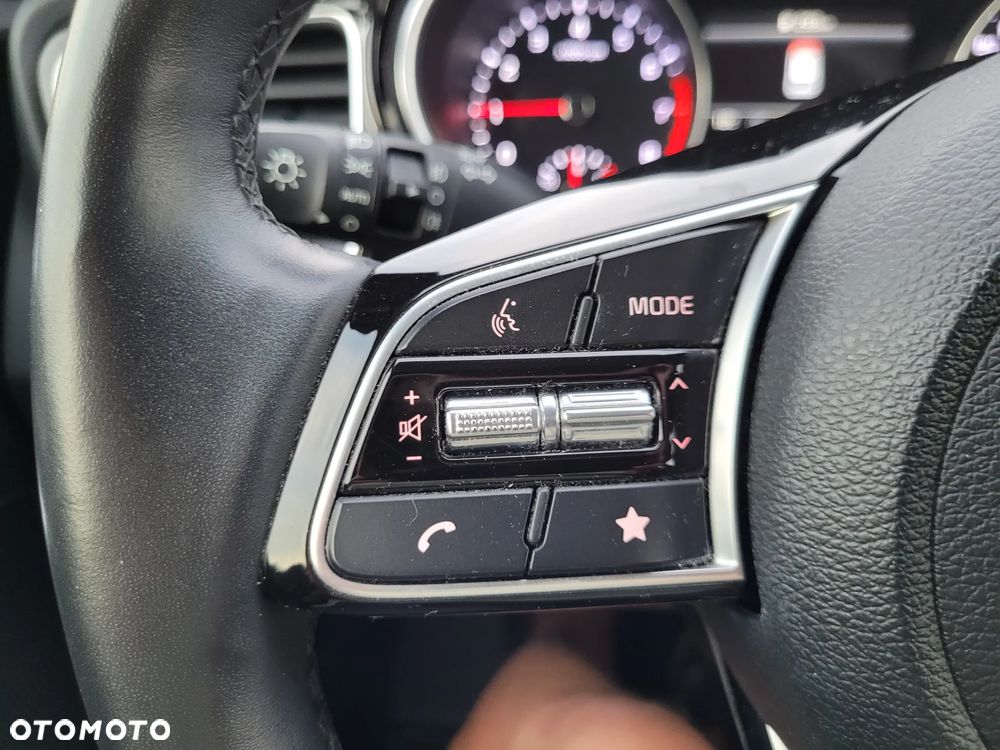 Kia Ceed 1.0 T-GDI 120 OPF Edition 7 - 23