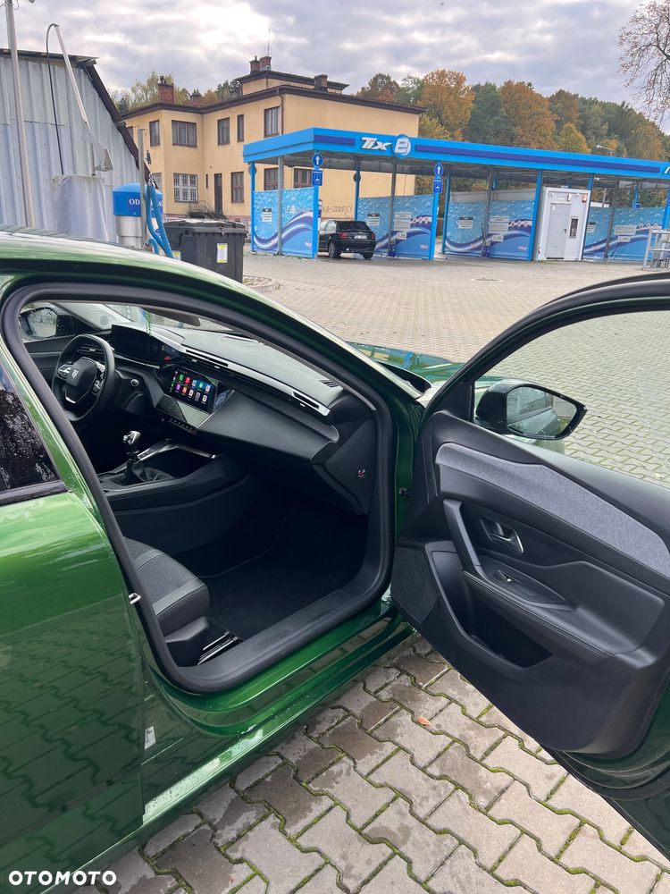 Peugeot 308 1.2 PureTech Allure Pack S&S - 6