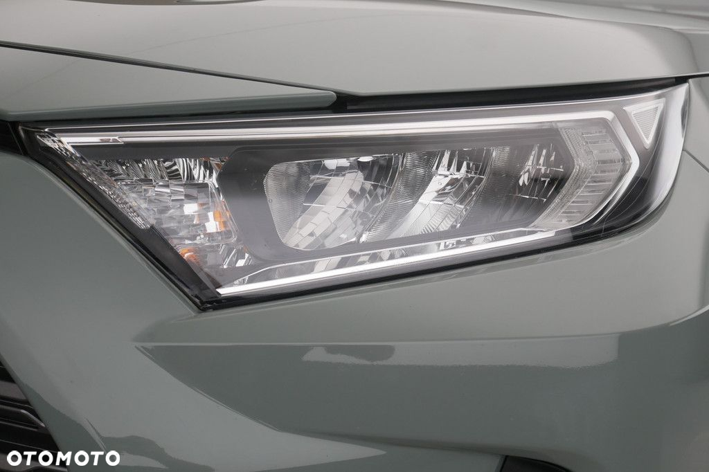 Toyota RAV4 - 13