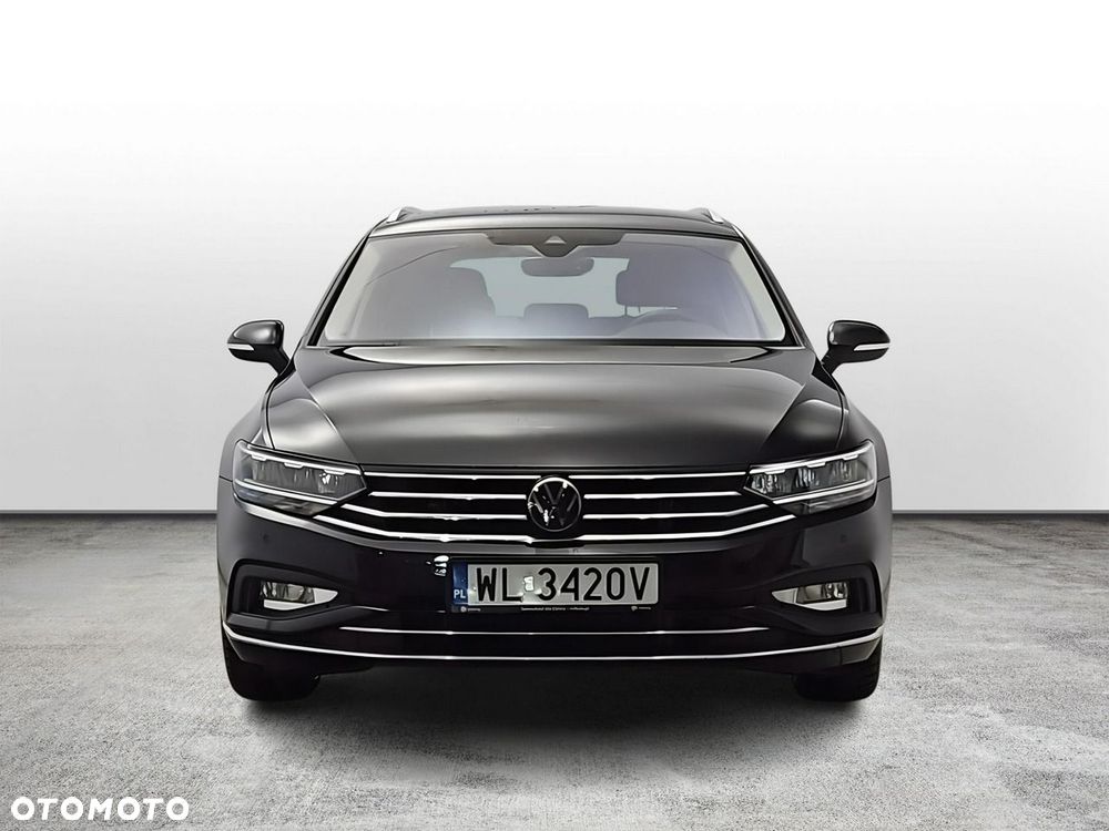 Volkswagen Passat Variant 2.0 TDI EVO Elegance DSG - 8