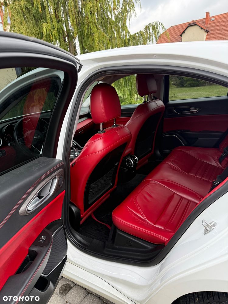 Alfa Romeo Giulia 2.0 Turbo Veloce Q4 - 25