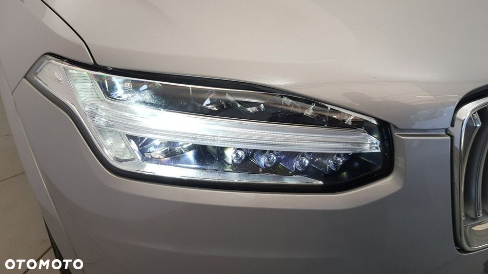Volvo XC 90 - 11
