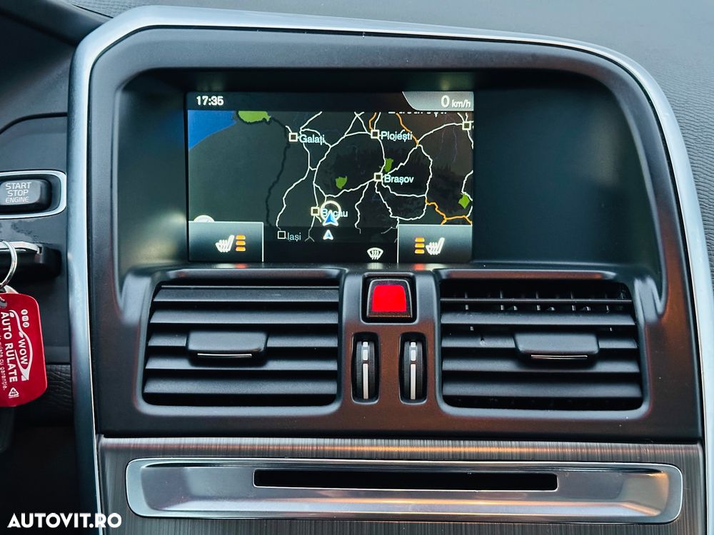 Volvo XC 60 D3 Momentum - 24