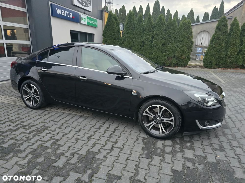 Opel Insignia - 24