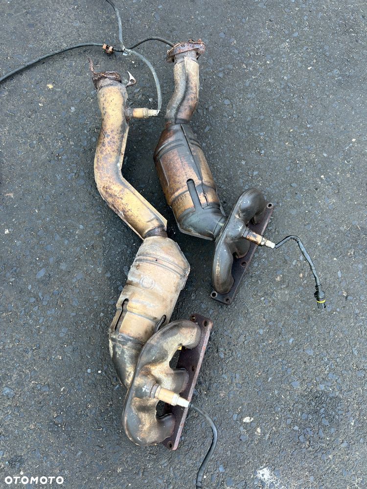 Oryginalne katalizatory m54 2.2 2.5 3.0i e39 sondy 4 szt - 1