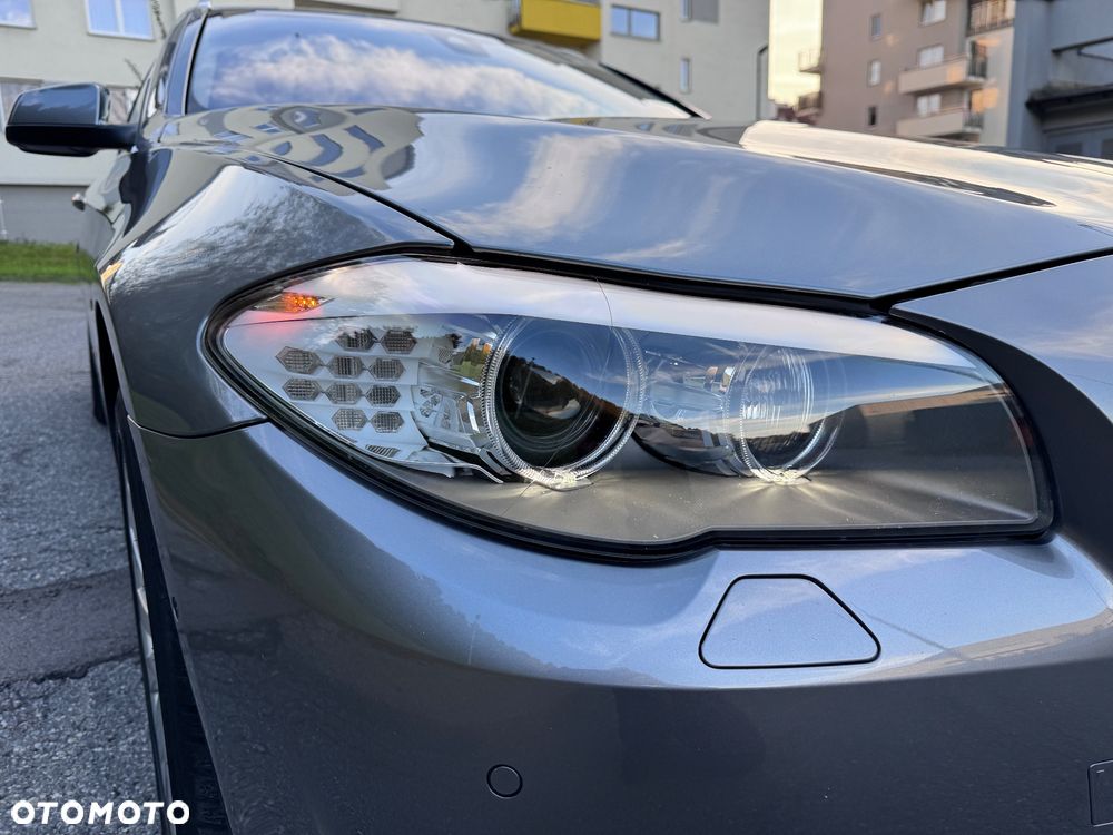 BMW Seria 5 530d xDrive Luxury Line - 39