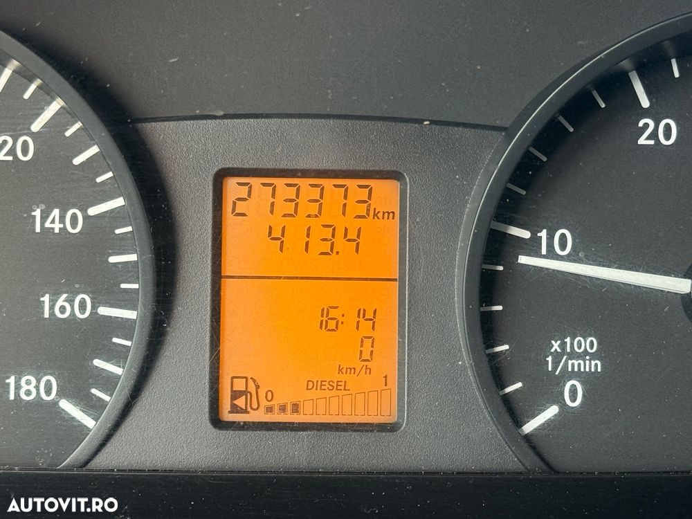 Mercedes-Benz Sprinter - 17