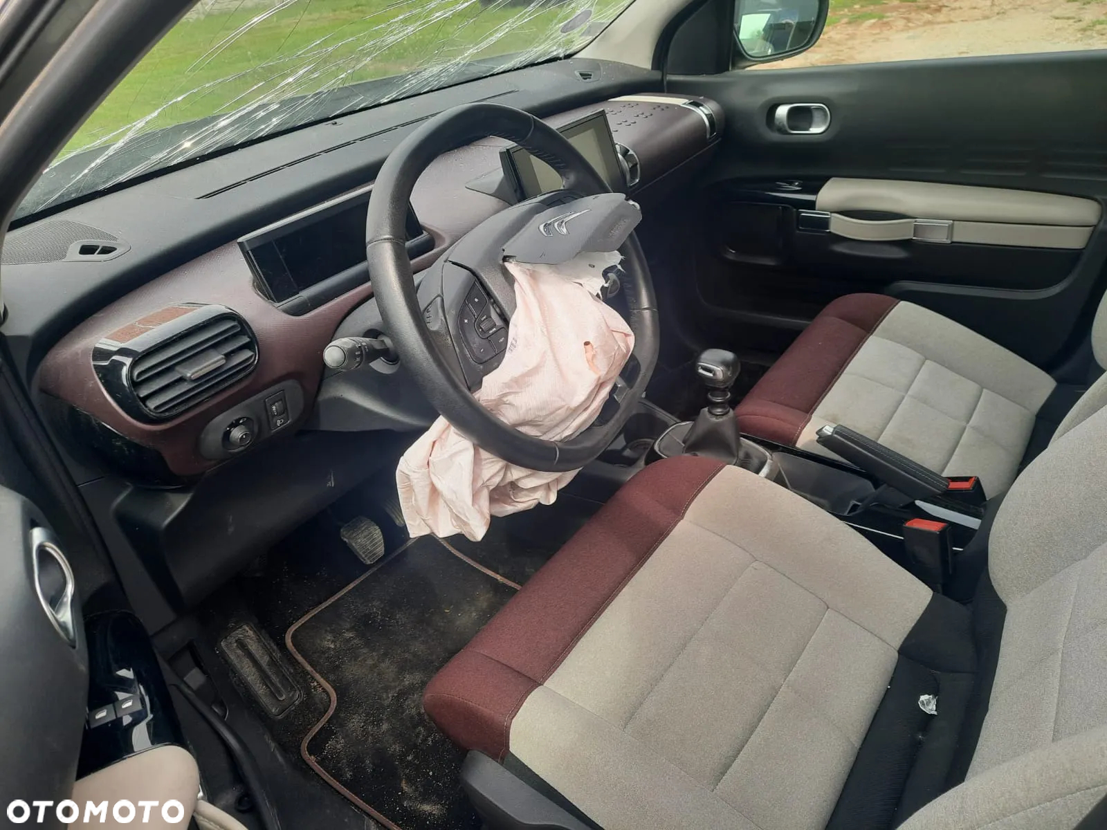 Citroën C4 Cactus 1.2 PureTech GPF C-Series - 6