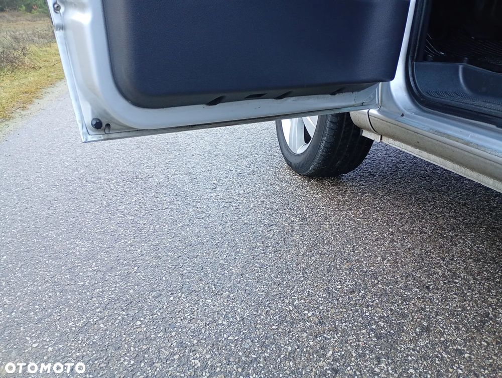 Mercedes-Benz Vito - 31