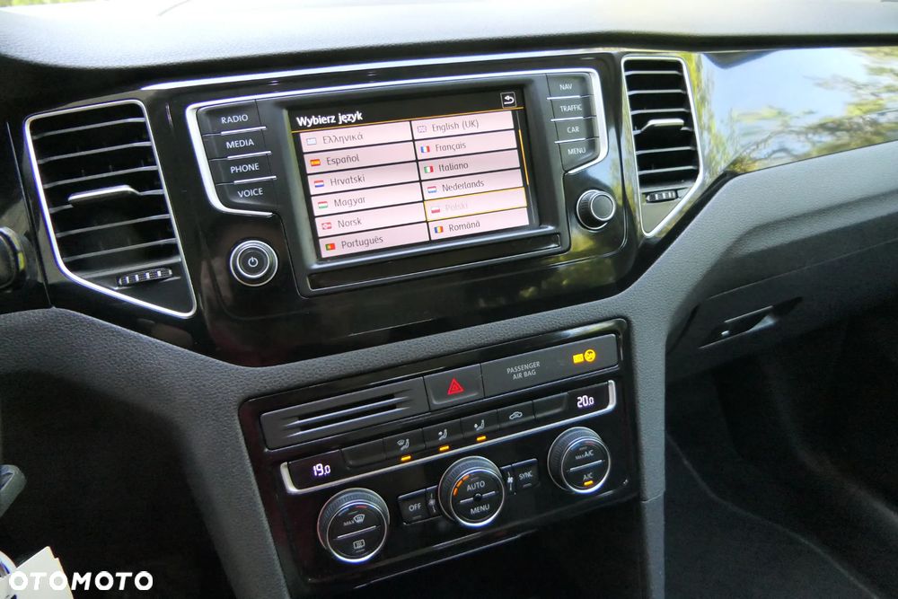 Volkswagen Golf Sportsvan SV 1.6 TDI BMT Highline - 24