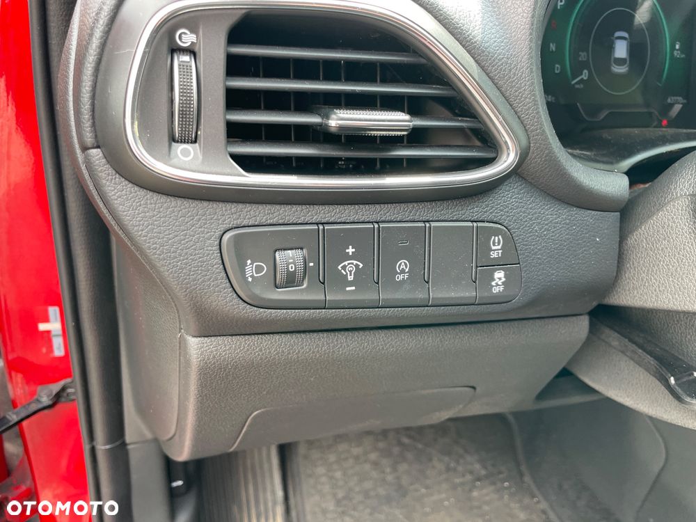 Hyundai i30 Kombi 1.5 T-GDI 48V-Hybrid DCT Prime - 19