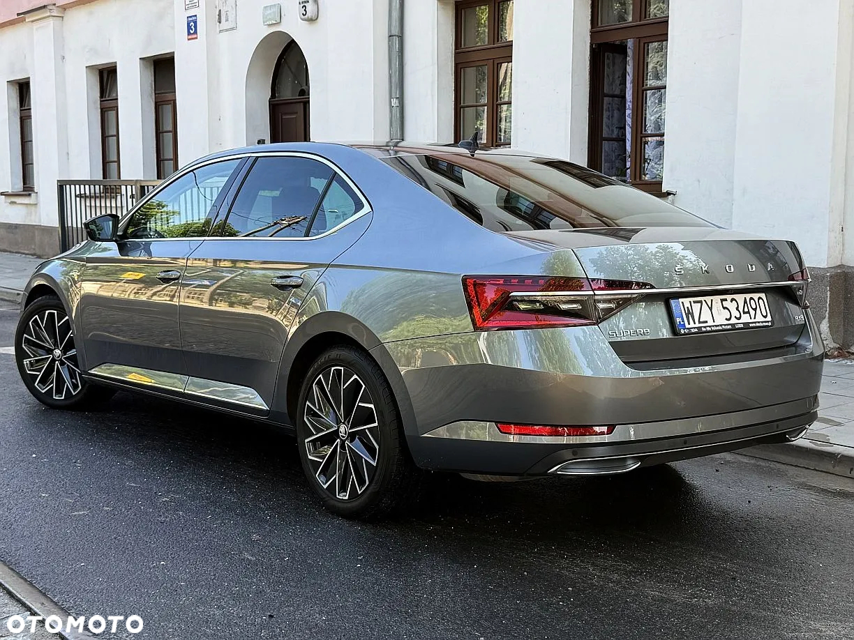 Skoda Superb 2.0 TDI SCR 4x4 L&K DSG - 9