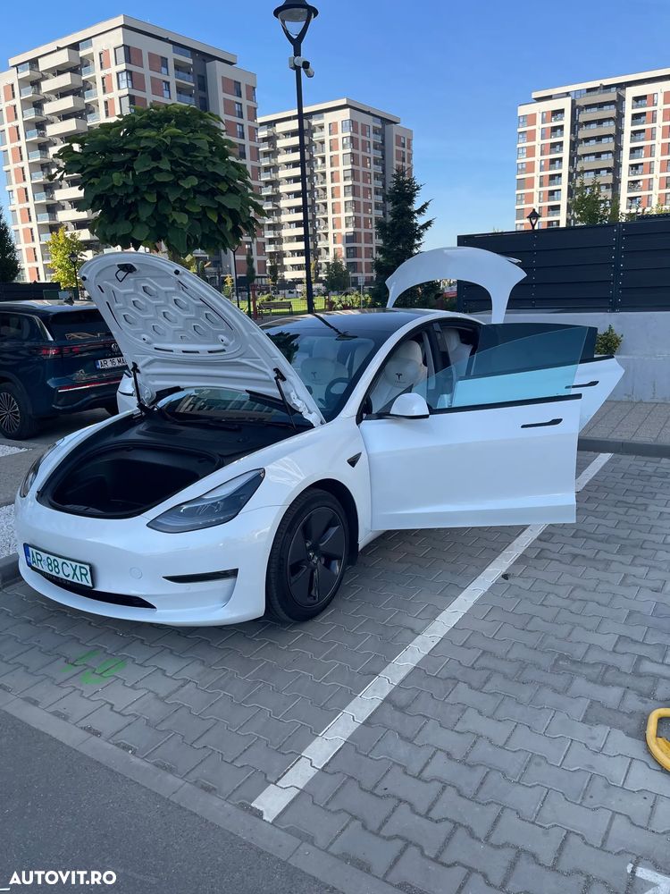 Tesla Model 3 Long Range AWD Premium - 7