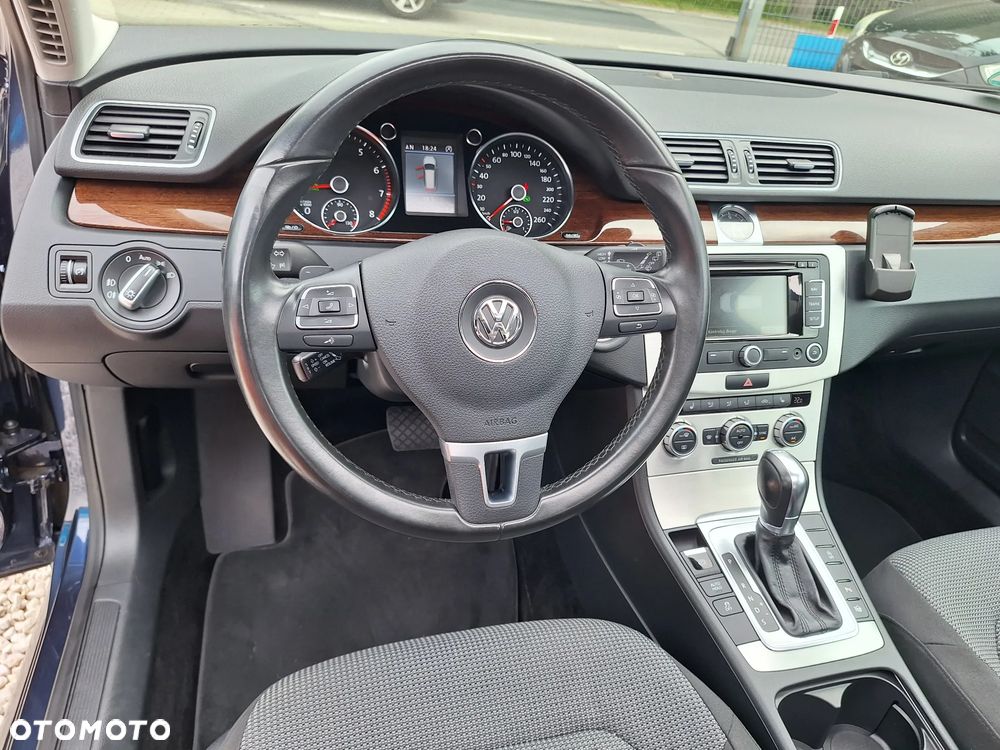 Volkswagen Passat 1.4 TSI DSG BlueMotion Technology Exclusive - 21
