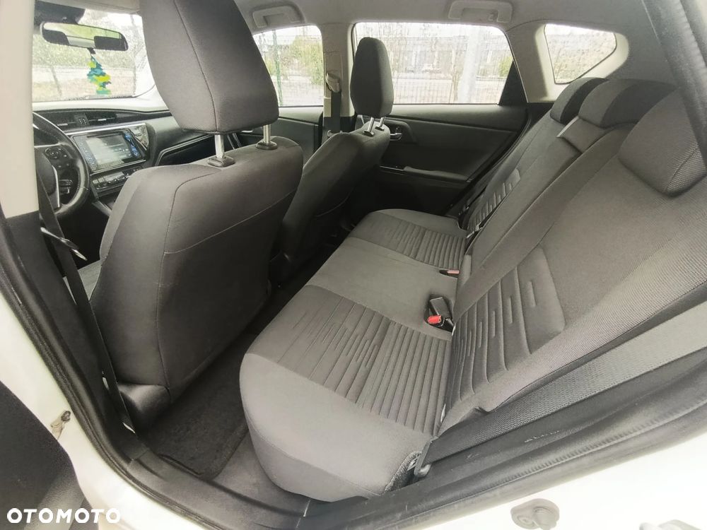 Toyota Auris 1.6 D-4D Edition-S - 11
