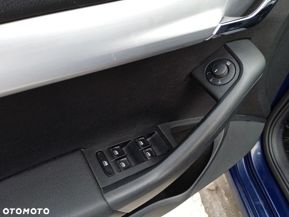 Skoda Octavia 1.4 TSI Ambition DSG - 21