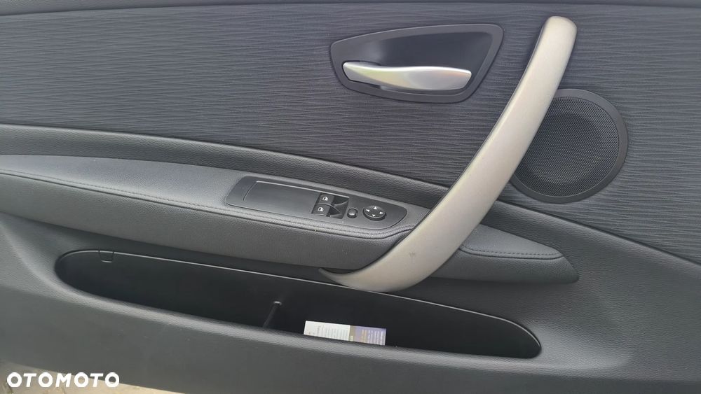 BMW Seria 1 - 17