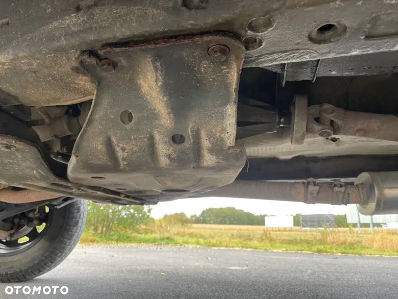 Jeep Grand Cherokee 4.7 Overland - 21