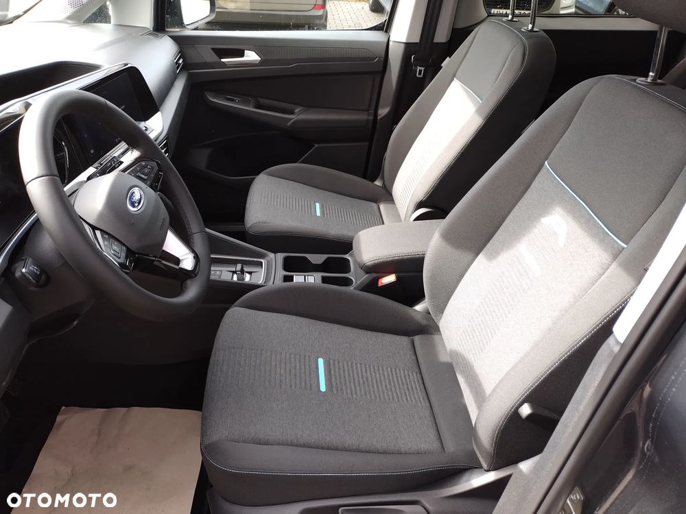 Ford Tourneo Connect Grand - 5