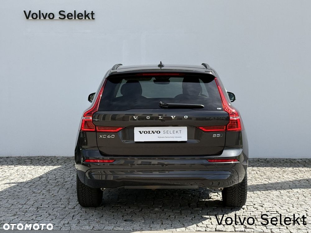 Volvo XC 60 - 8