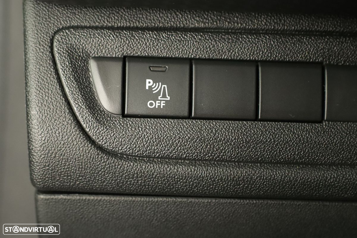 Peugeot 208 1.6 BlueHDi Style - 18