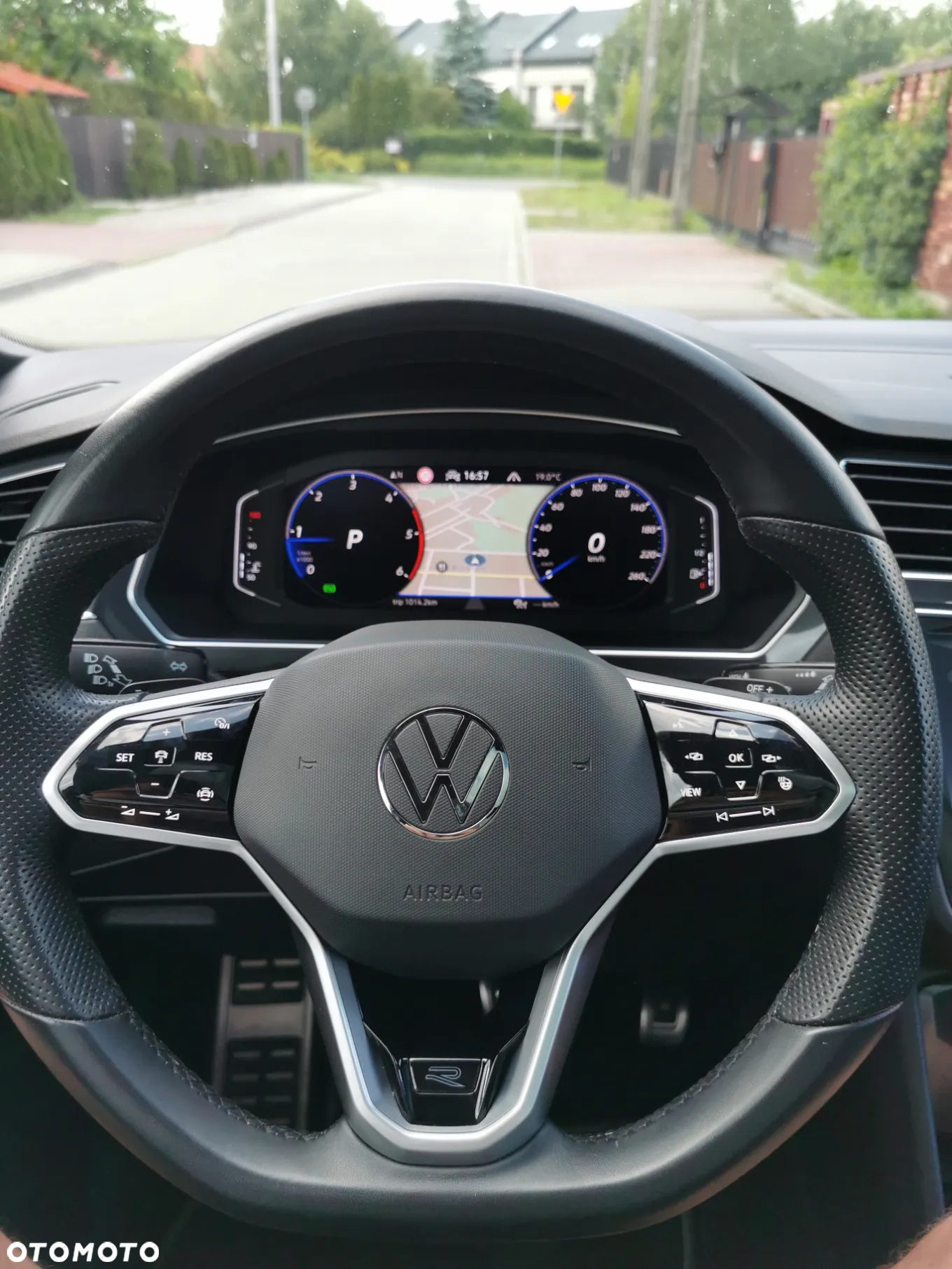 Volkswagen Tiguan 2.0 TDI SCR 4Mot R-Line DSG - 9